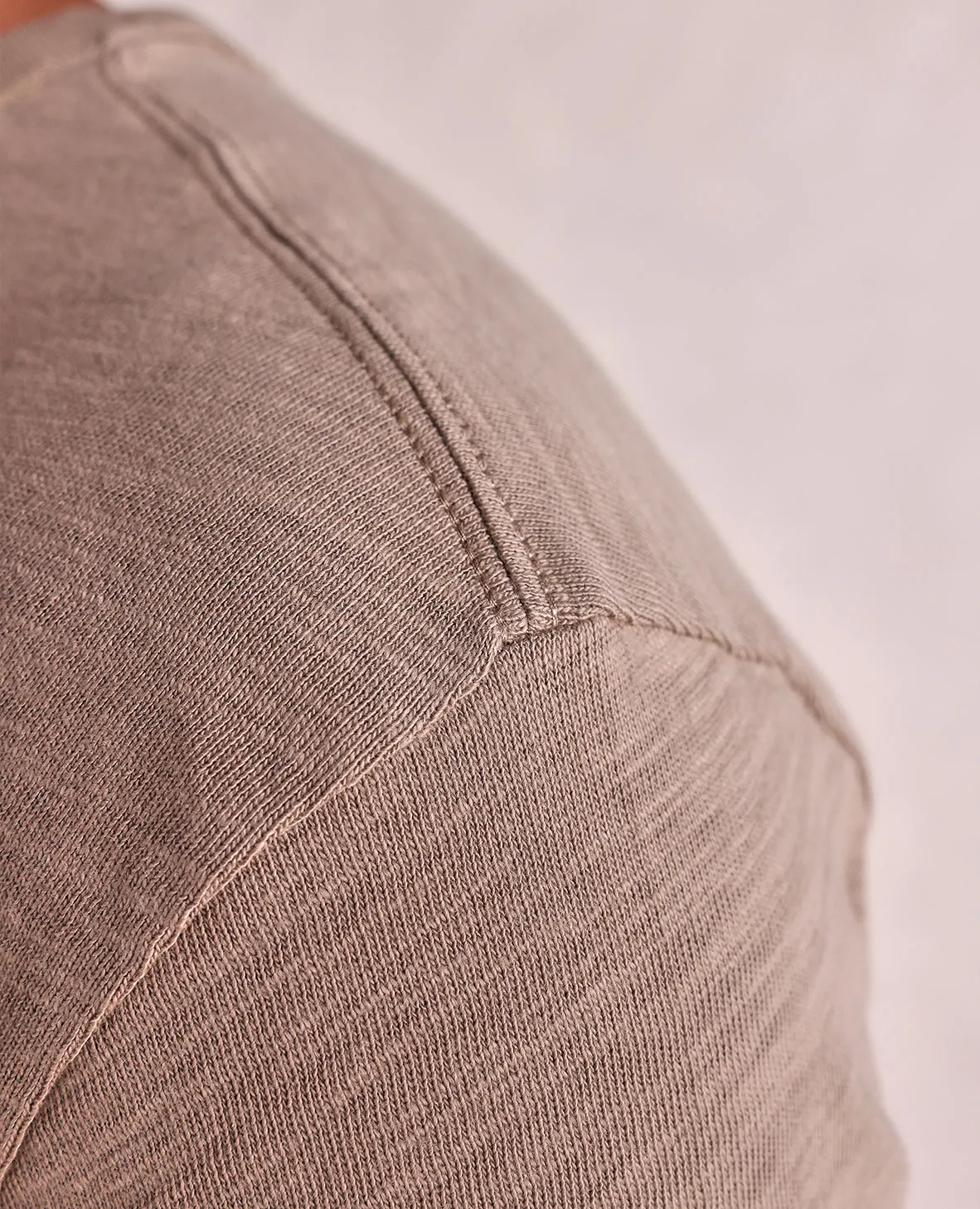 The Knox - Distressed LS Henley - Tan
